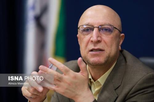 در انتخاب زنان تاثیرگذار، به استعدادهای بانوان در عرصه های مختلف توجه کنیم