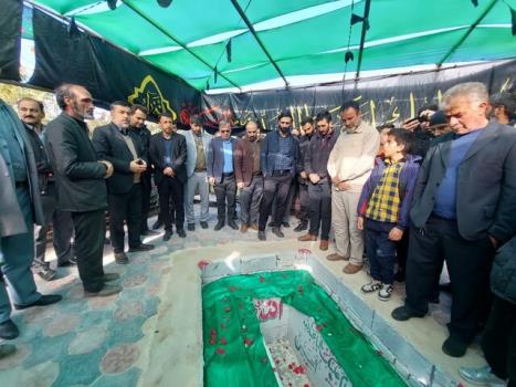 عطر یاس گرمابخش زمستان دیار سیدجمال شد