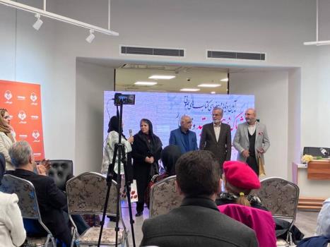 شبی که کتابم را تمام کردم داشتم دیوانه می شدم